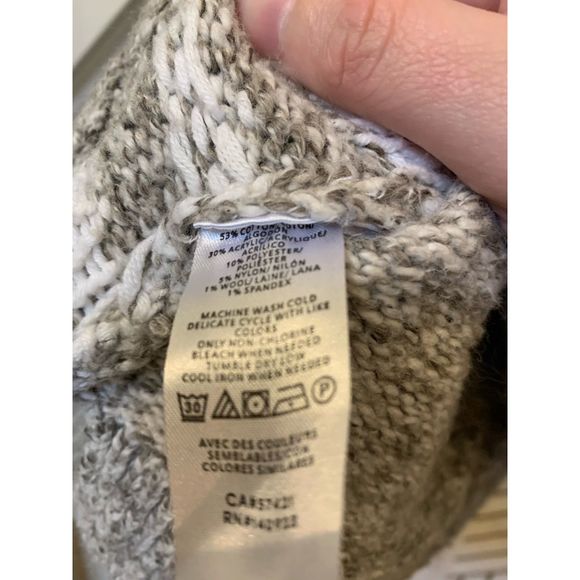 Loft Turtleneck Polar Bear Tassel Sweater - Picture 6 of 10